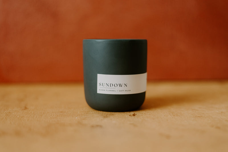 Sundown Candle (Charcoal Ceramic)